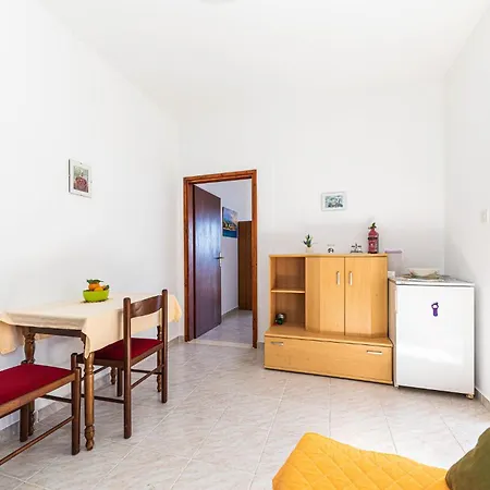 In Seget Donji With House Sea View * Trogir