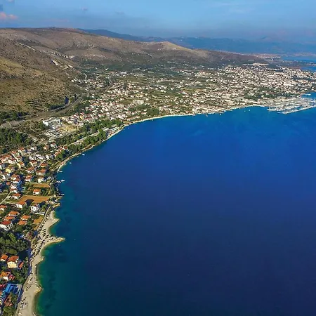 Apartment In Seget Donji With House Sea View Trogir